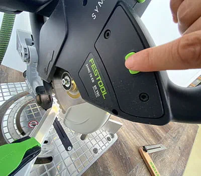 Gegebenenfalls Anschlaglineale zurücksetzen