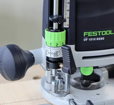 Frästiefe einstellen