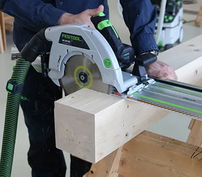 Pfostenenden kappen unter Verwendung der Kappschien und der HK 85