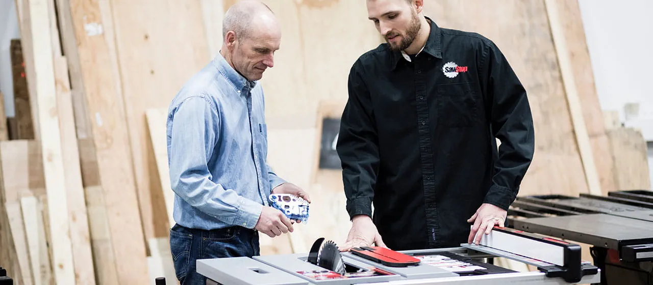 Die Tischkreissäge mit der SawStop Technologie