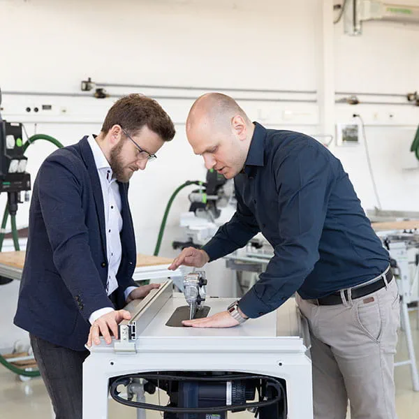 Die Festool Entwickler Matthias Kübeler und Andreas Sdrzallek