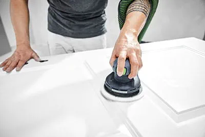 Türen-Bearbeitung mit dem Festool Exzenterschleifer ETS EC 150