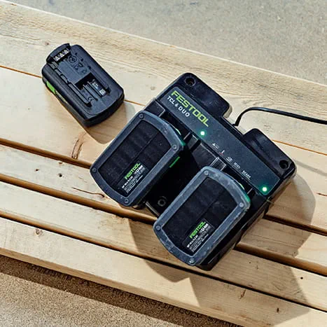 Das Doppelakku-System von Festool