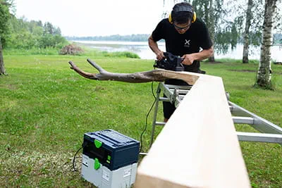 Arbeit im Schwimmbad mit der SYS-PowerStation
