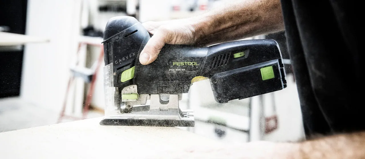 Die Festool-Pendelstichsäge Carvex PSC 400.